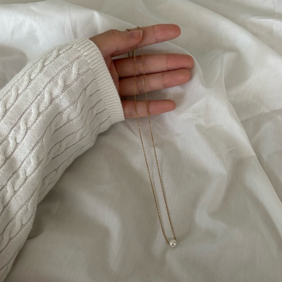 Stainless Steel Gold Necklace with Fake Pearl - Picture 1 of 3